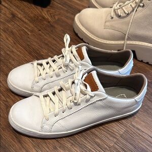 Cole Haan White Leather Sneakers Minimalist Design